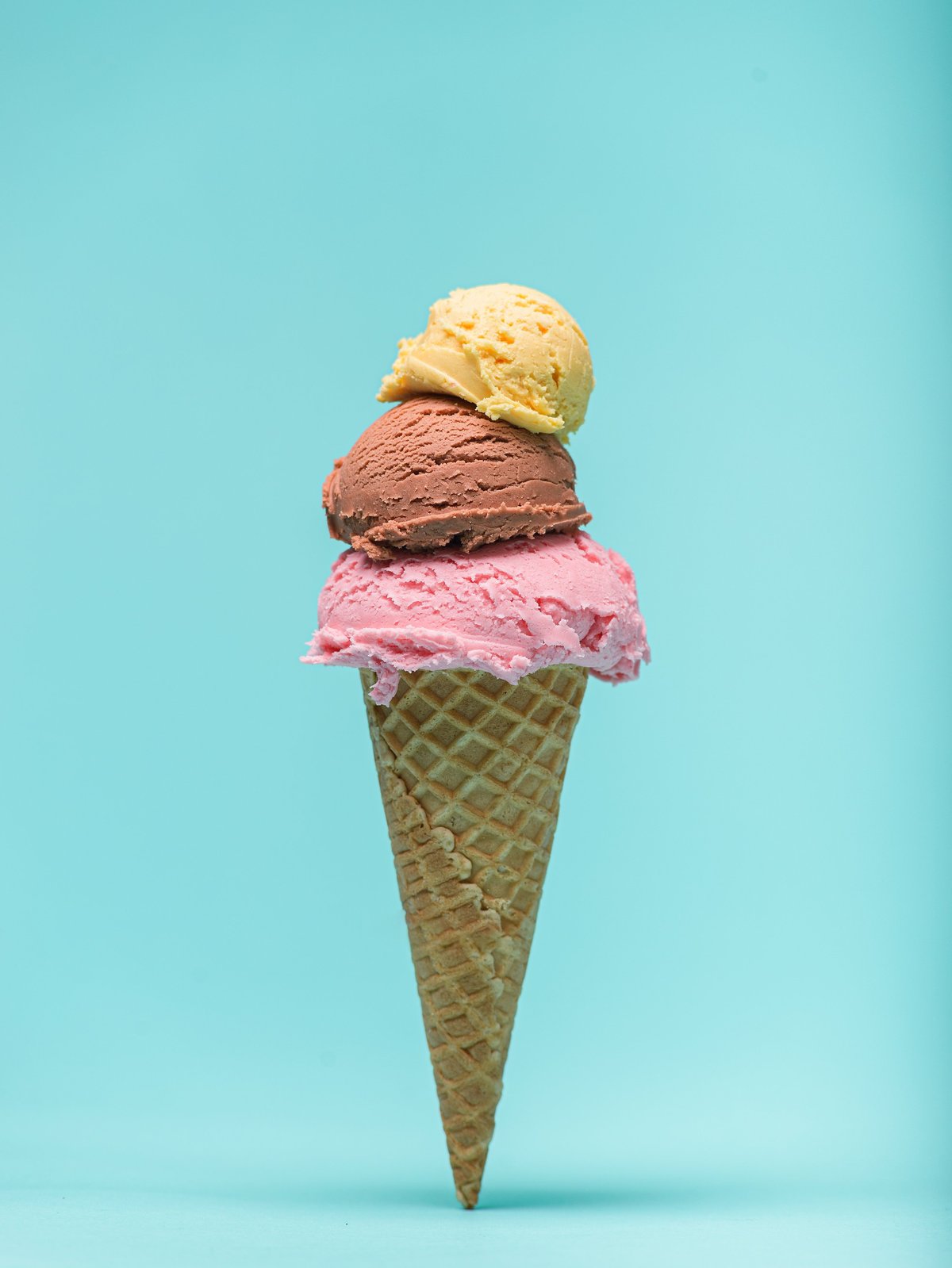 Custom printed dessert cups for layered desserts